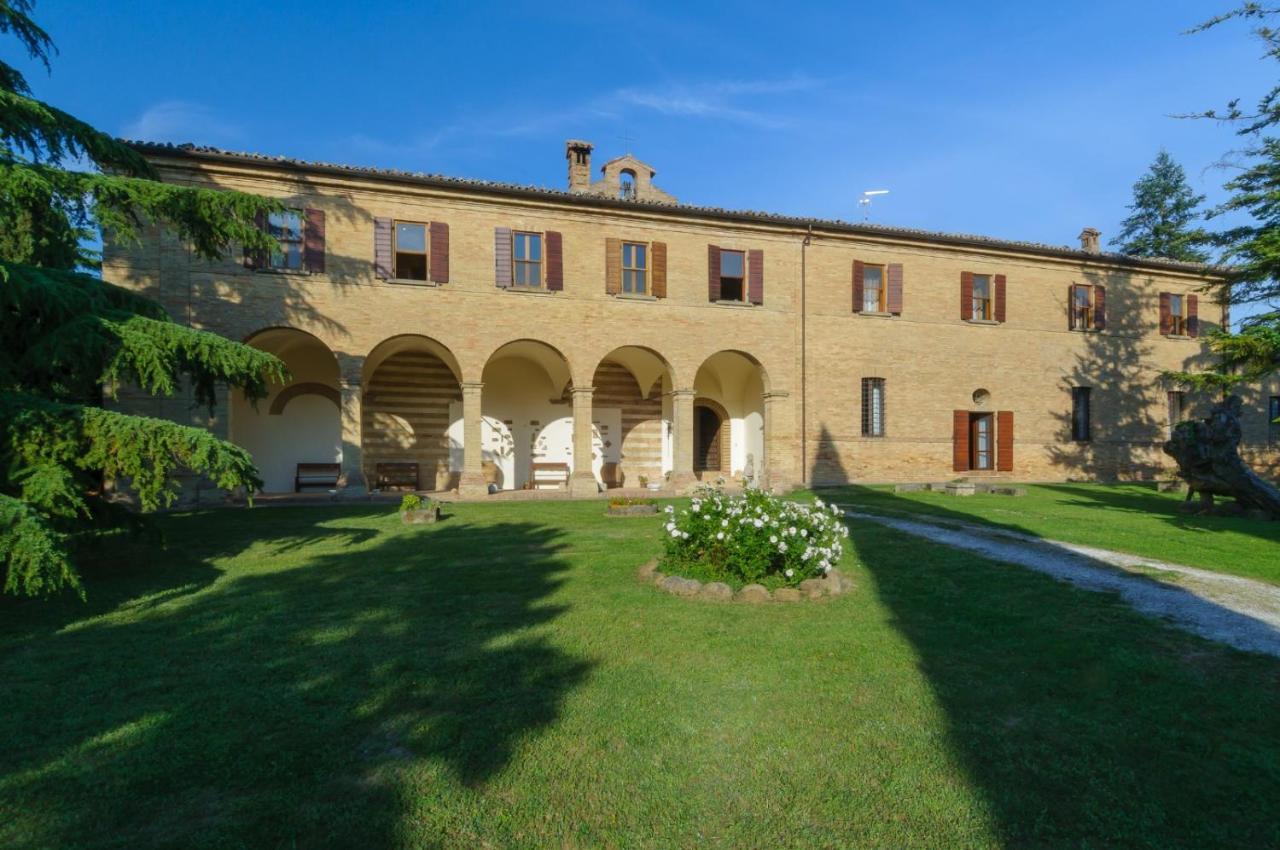 Convento Di San Francesco Mondaino Bed & Breakfast ภายนอก รูปภาพ